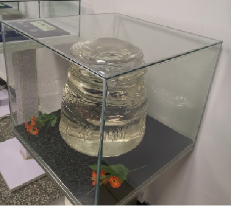 1599479574114261.jpg 人造藍(lán)寶石.jpg