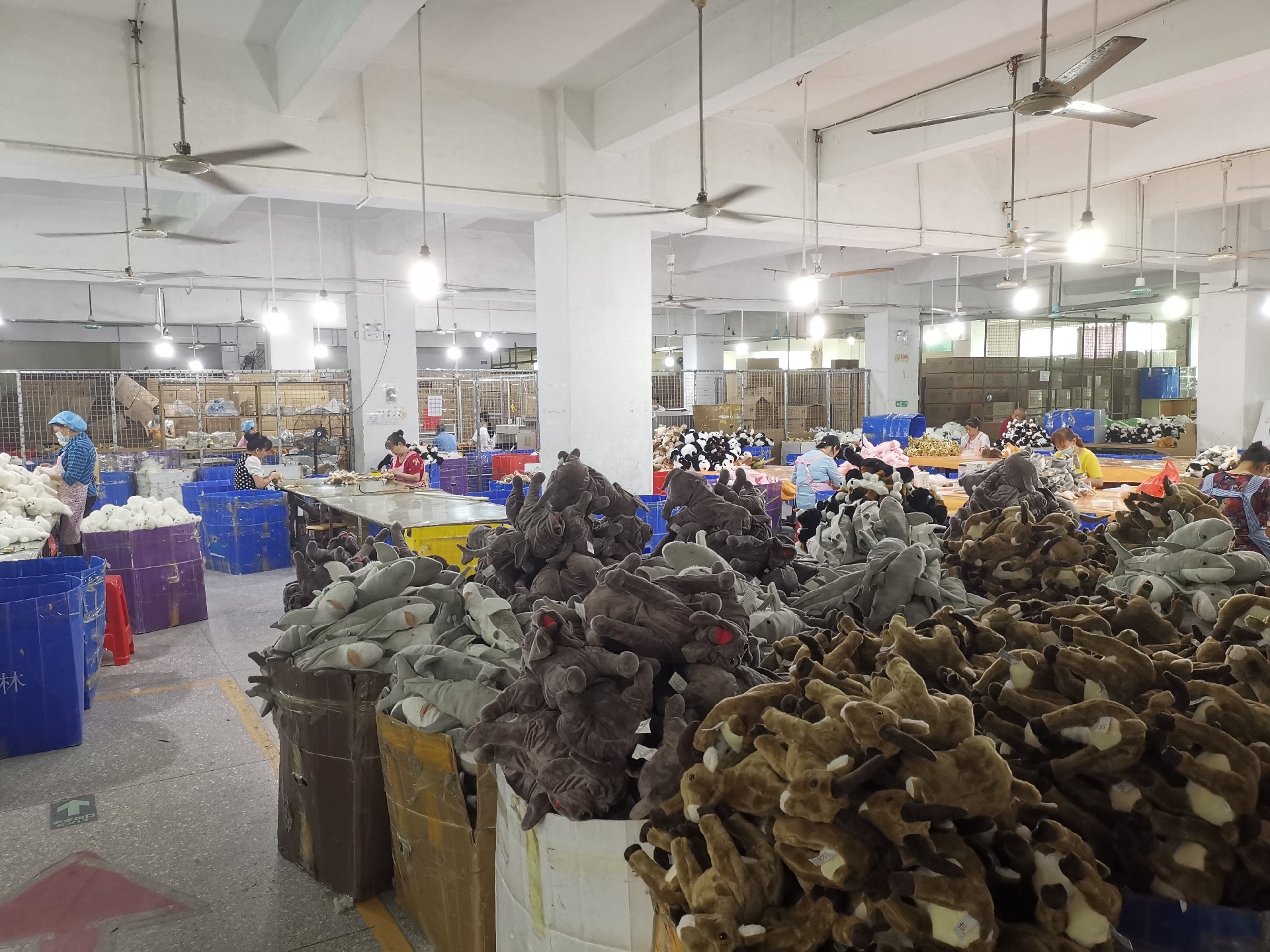 1661916146170573.jpg 毛絨玩具