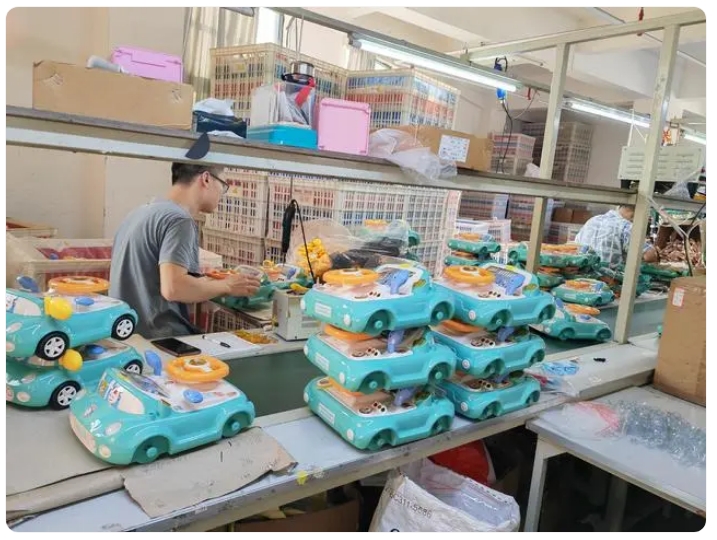 注塑玩具生產(chǎn).jpg